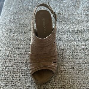 Beautiful wedges sooo comfortable